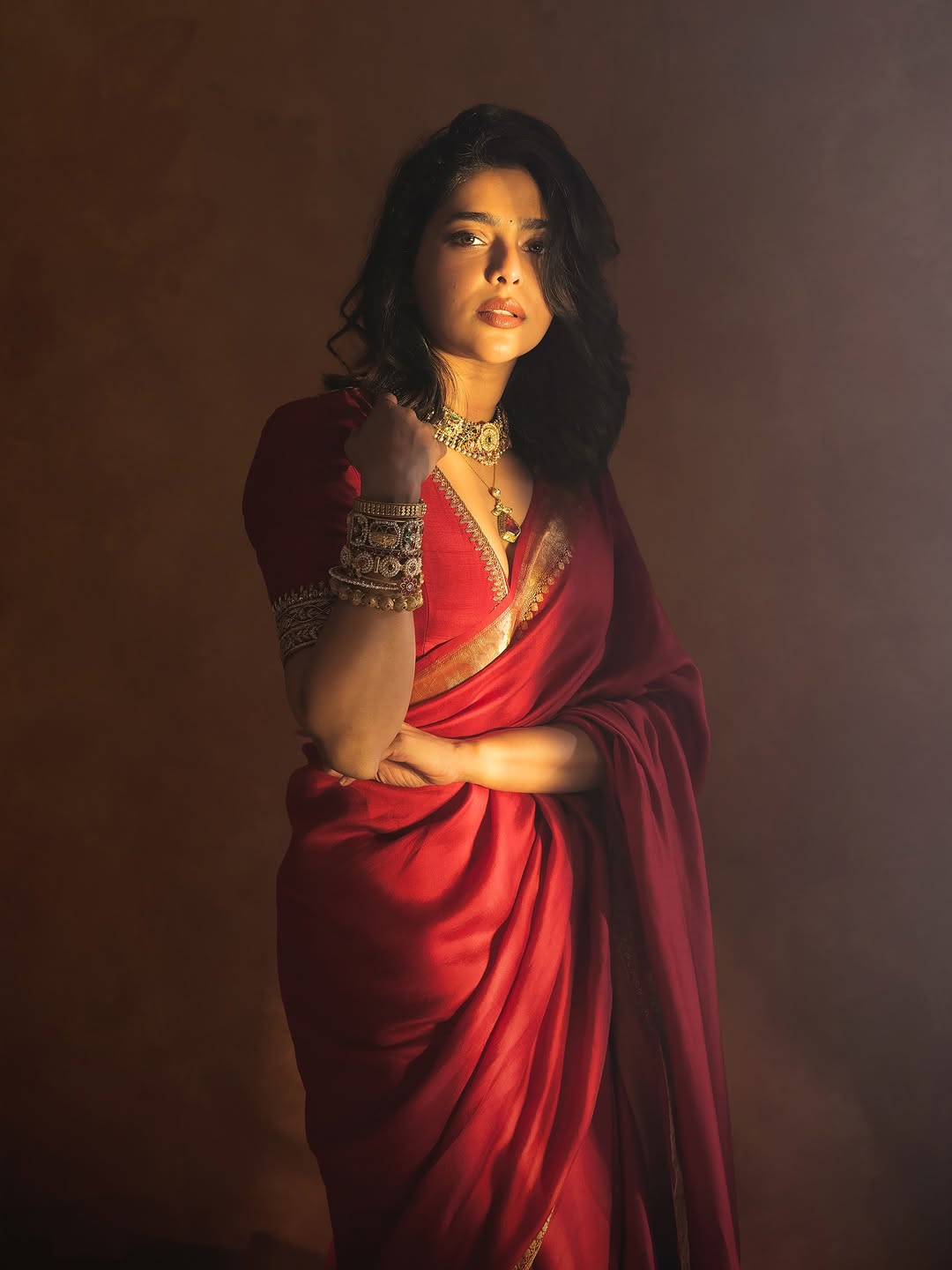 Aishwarya Lekshmi blends tradition and glamour with modern twist