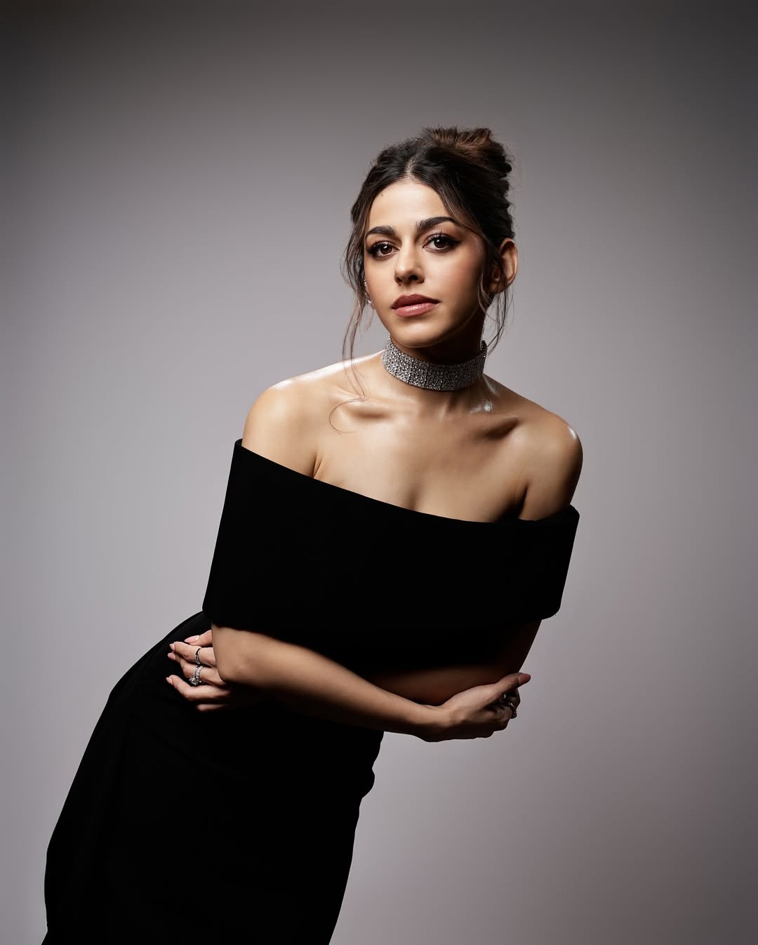 Alaya F blends glamour and edge in dazzling black dress