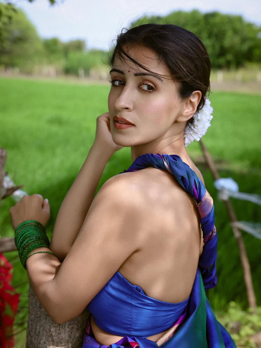 Anshu Ambani blending grace and style in outdoor setting