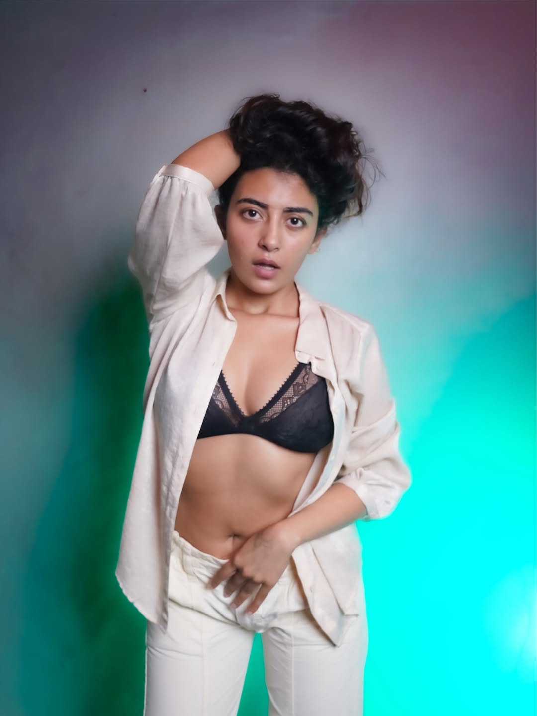 Minimal Makeup, Maximum Impact