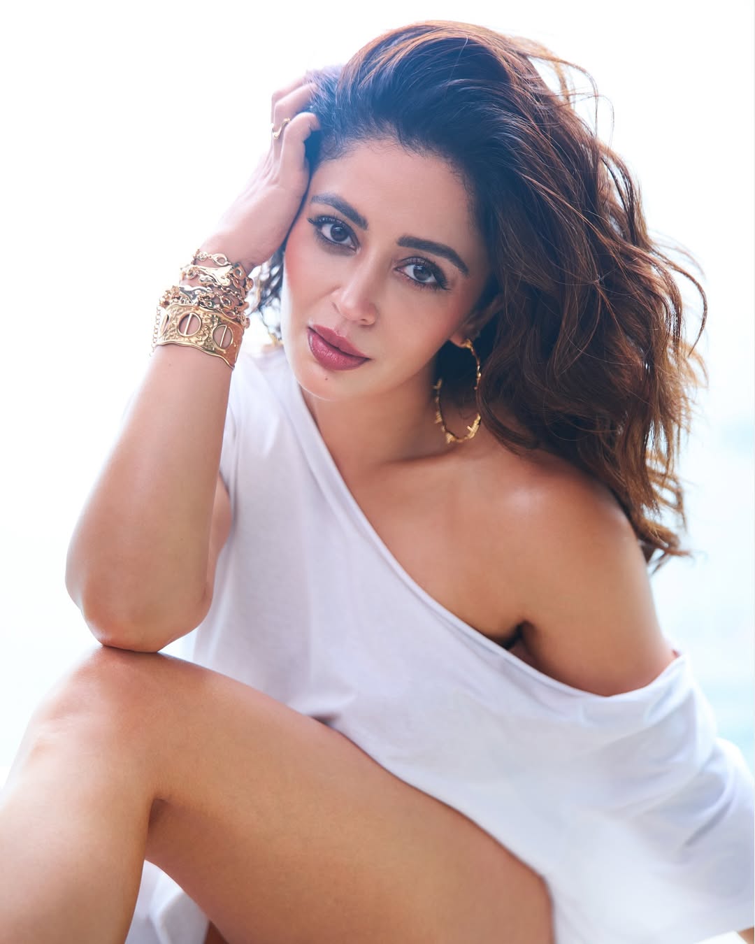 Neha Pendse stylish in casual chic radiant vibe
