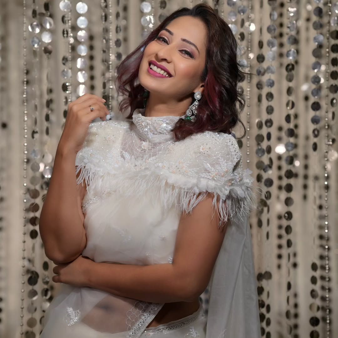 A Flourishing Career in Hindi and Marathi Television