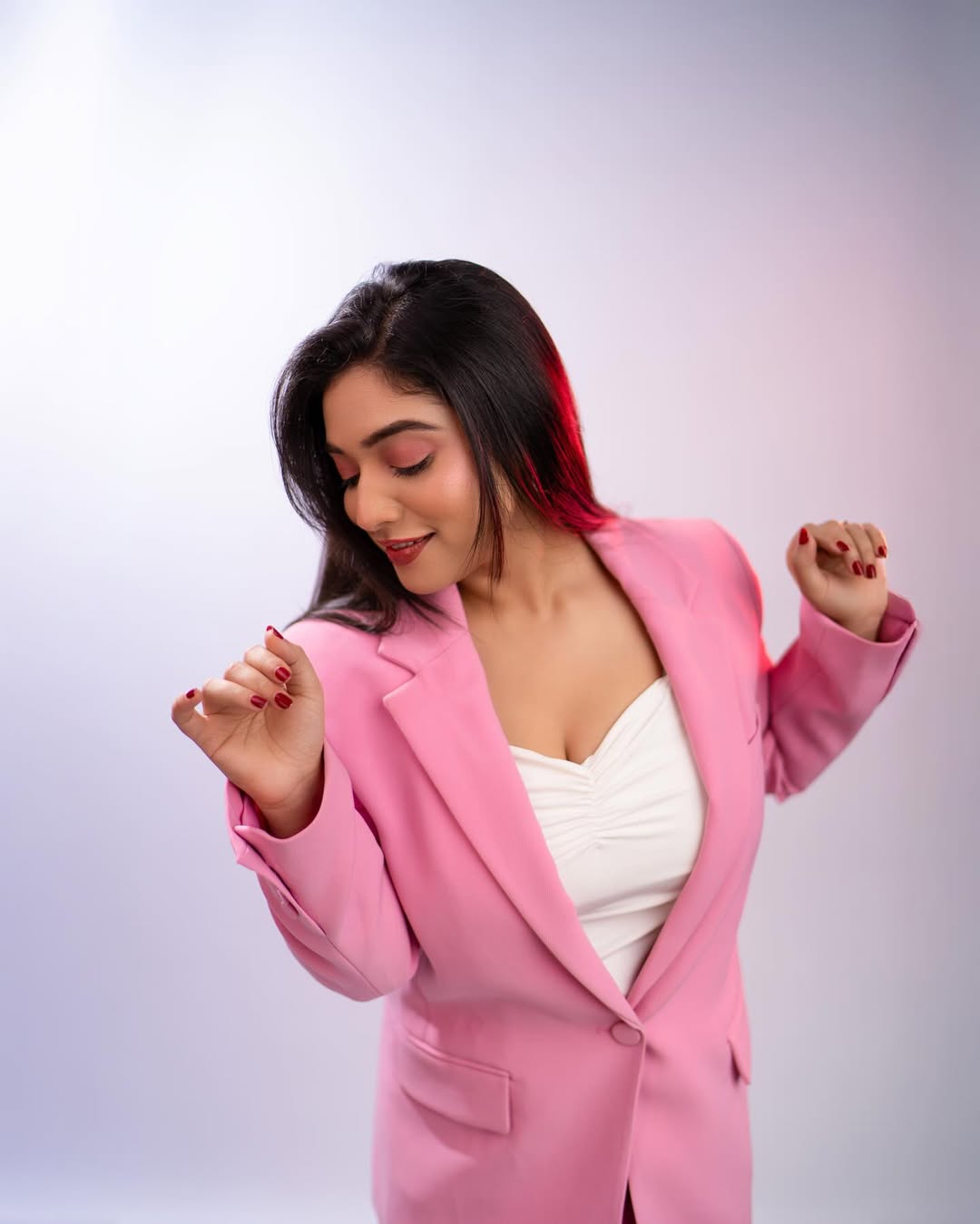 Priyanka Thimmesh boss lady vibe in stylish pink outfit