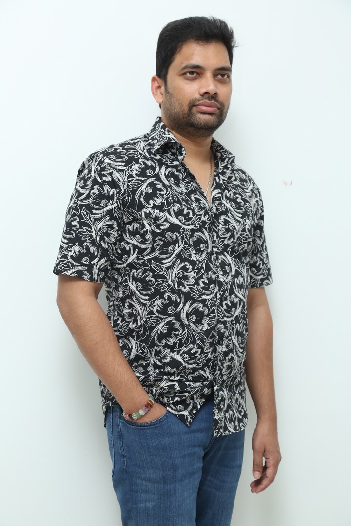 Sahu Garapati tropical floral shirt with corporate cool