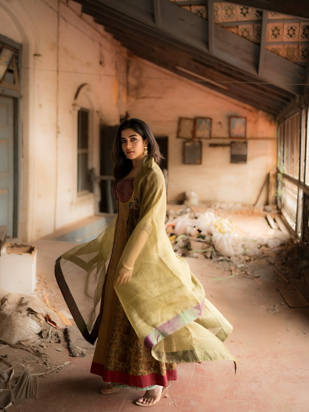 Sampada Hulivana bold traditional elegance in rustic setting