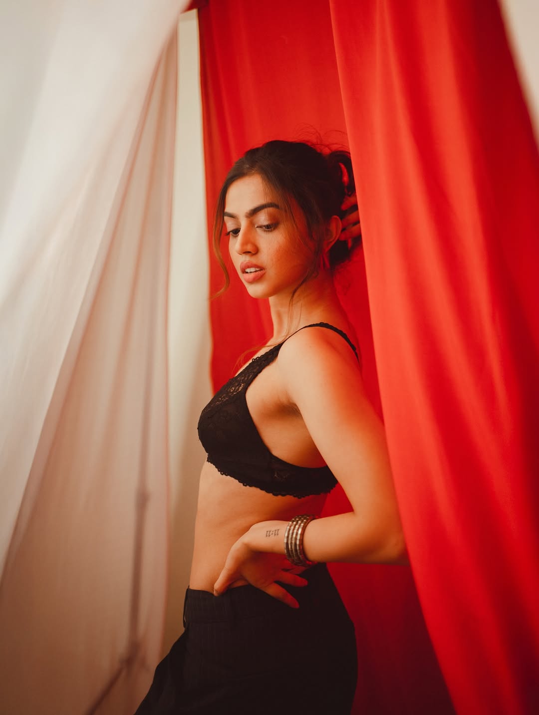 Suchi Smita confidence turns outfit into style statement