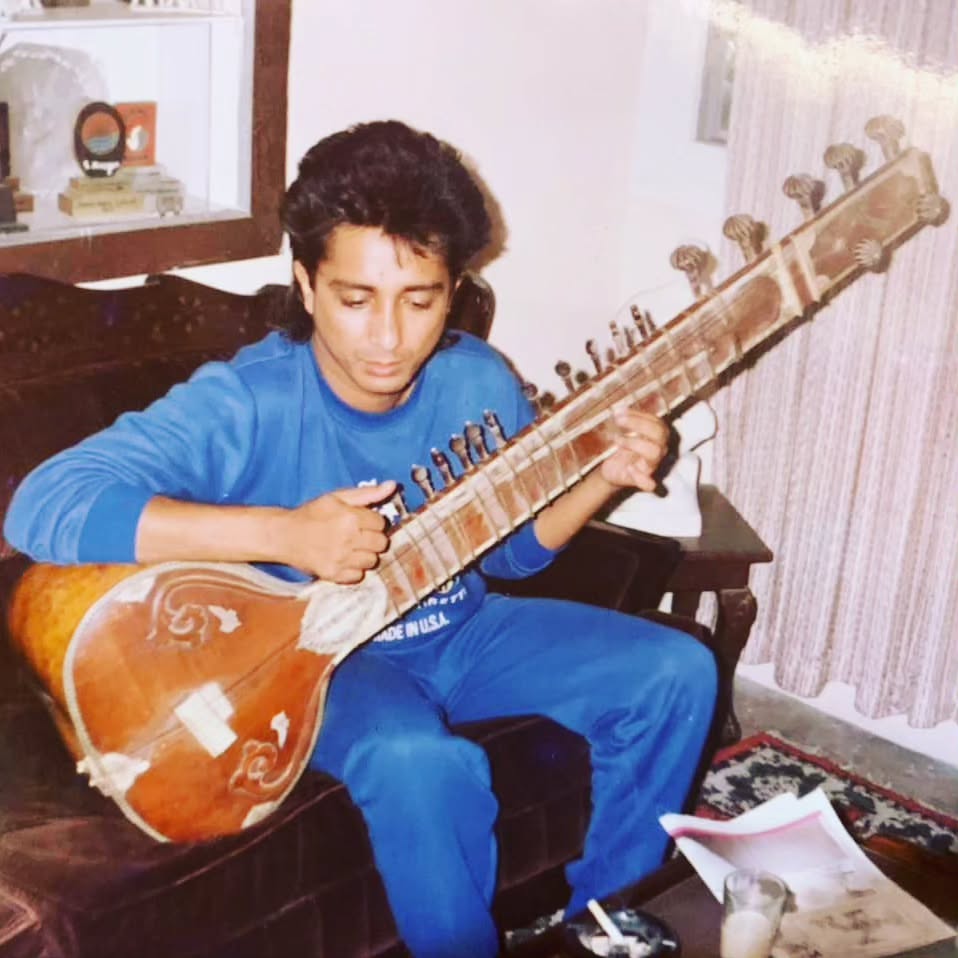 Early Life and Musical Beginnings