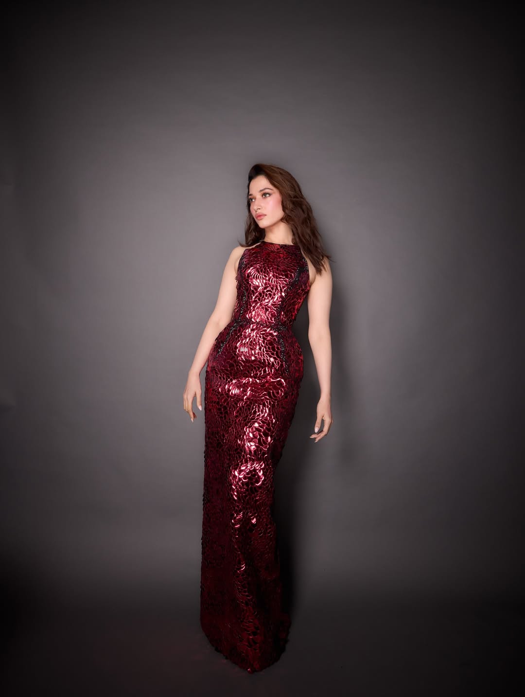 Tamannaah Bhatia sparkles in figure-hugging red gown