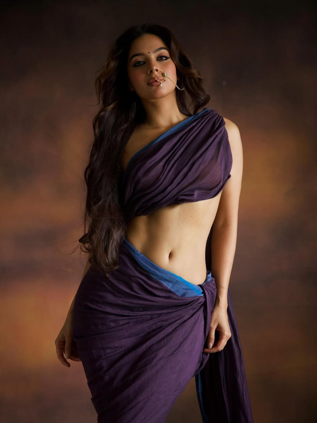 Tanya Hope elegant style with bold timeless charm