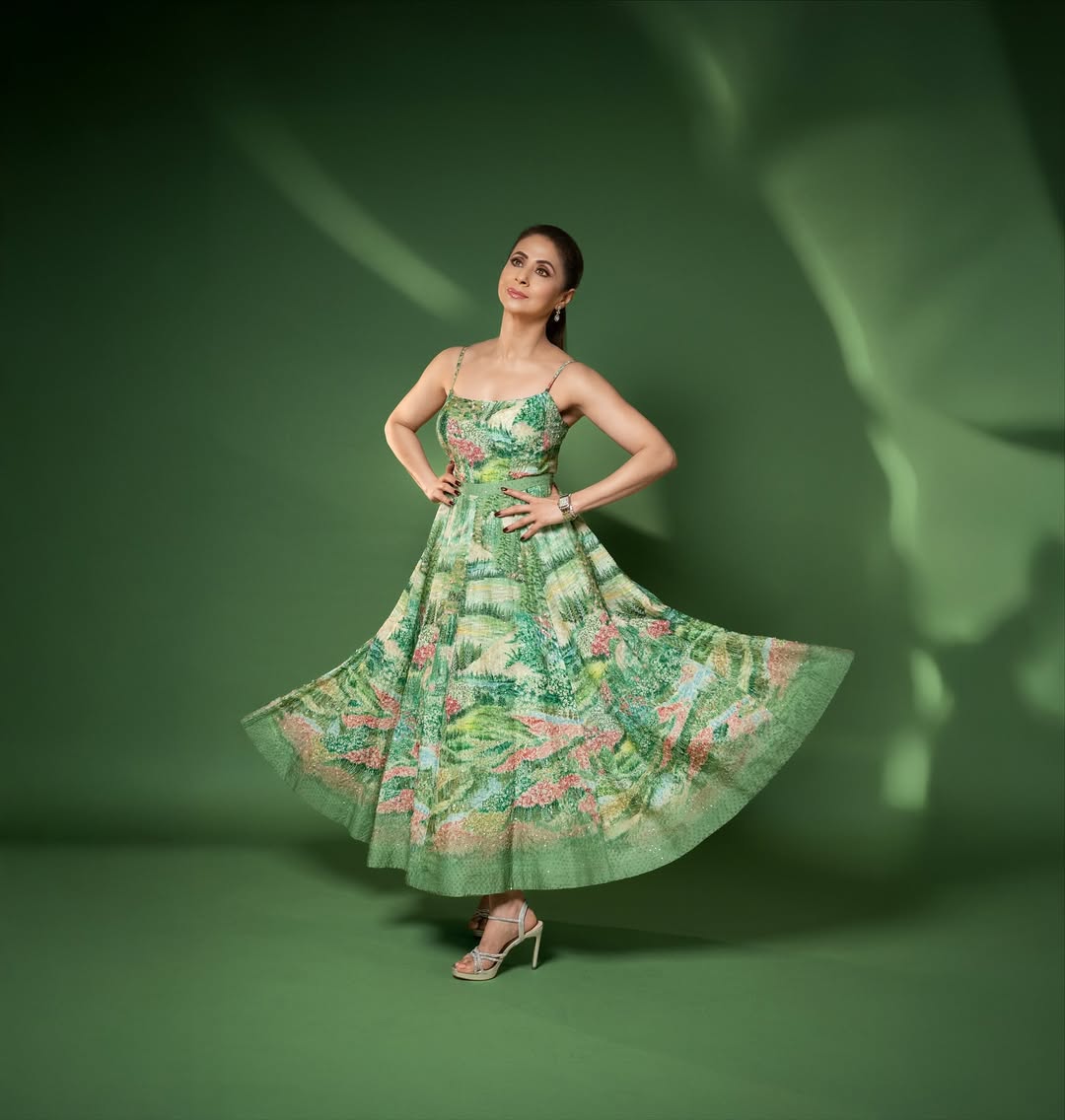 Subtle Glamour Through Styling