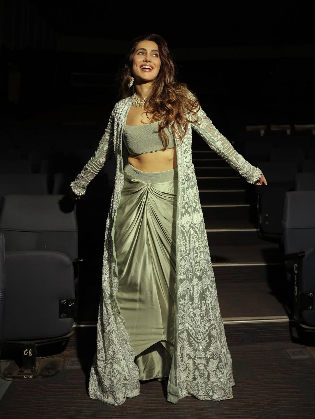 Anusha Dandekar blends elegance and edge with chic crop top