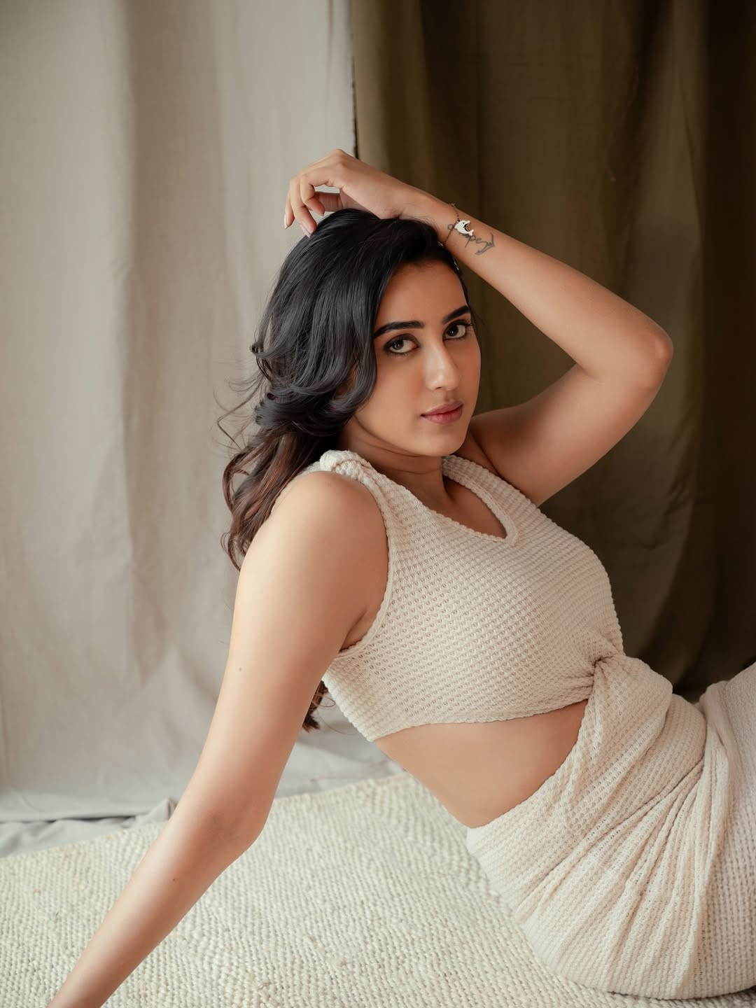 Akshaya Hariharan stuns in monochrome look blending style and charm