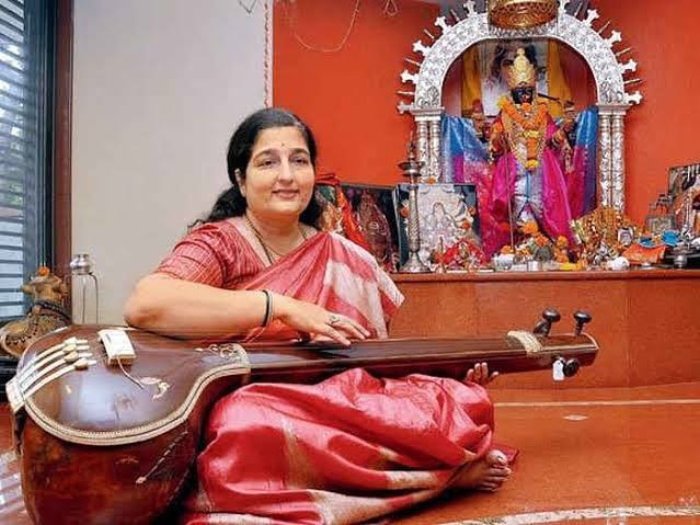 The Bhajan Queen: From Bollywood to the Divine Stage