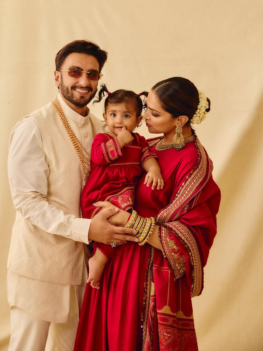 A Diwali to Remember: Family in Festive Attire