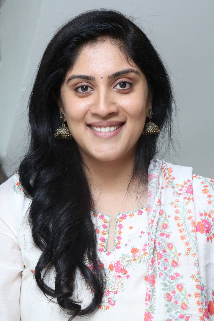 Dhanya Balakrishna radiating charm in elegant traditional attire