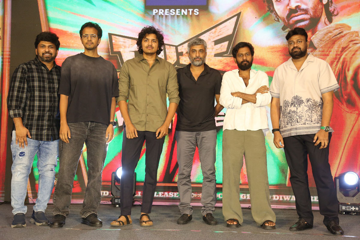 Shiva Nirvana Mahesh Babu P Hanu Raghavapudi Buchi Babu Sana Sai Rajesh posing