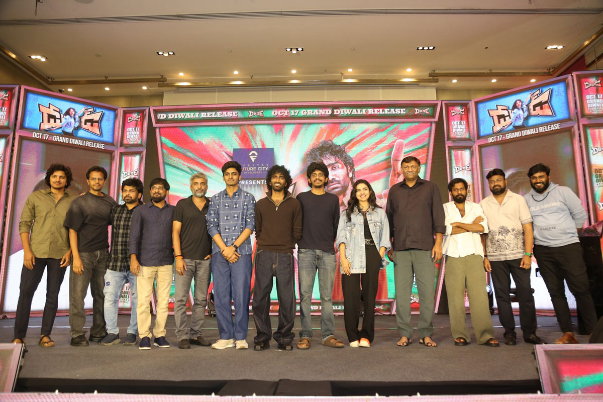 Star cast posing together for media