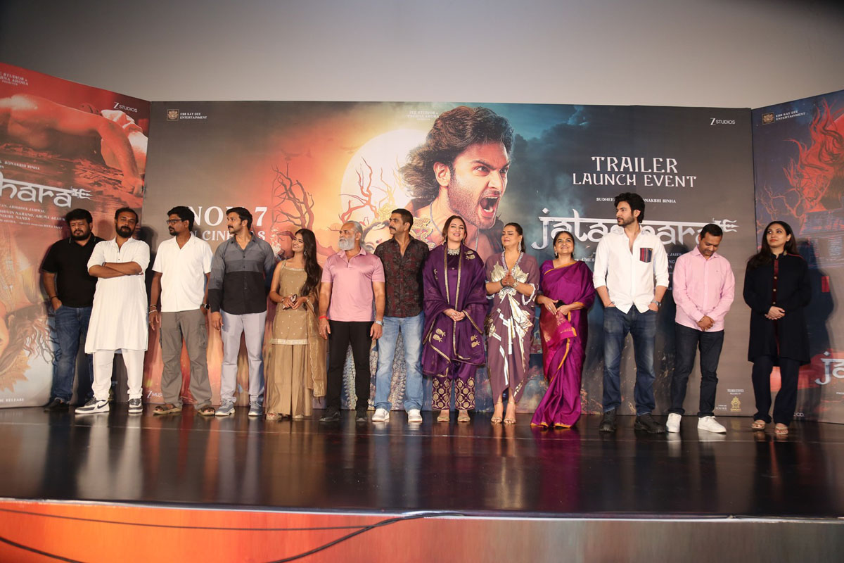 Jatadhara cast and crew group photo on stage