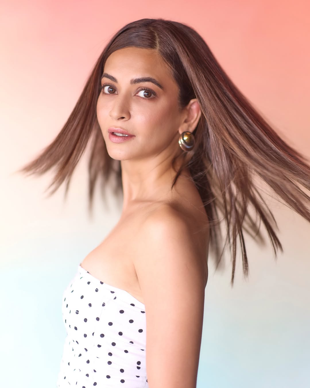 Early Dreams and Accidental Stardom