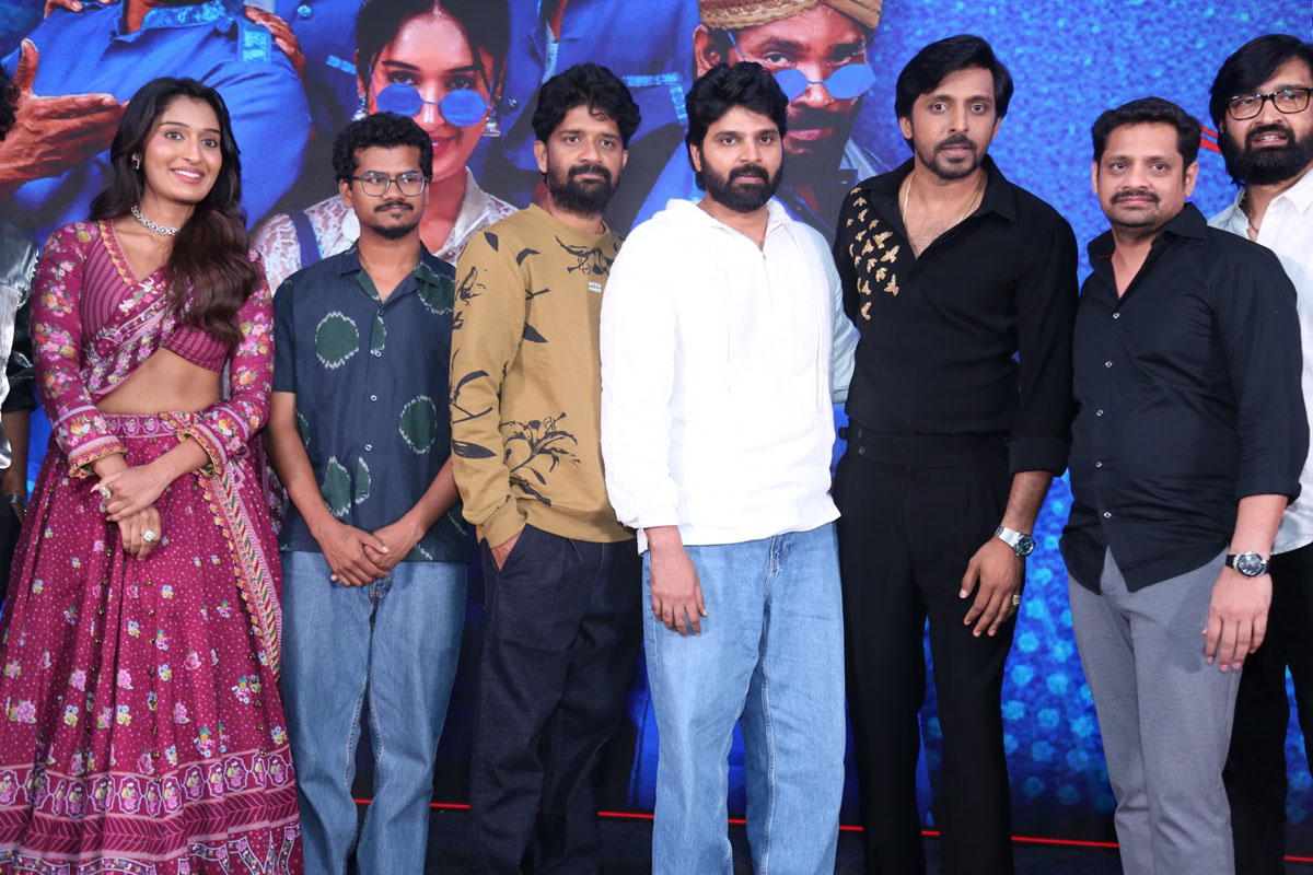 Mithra Mandali star cast media photoshoot