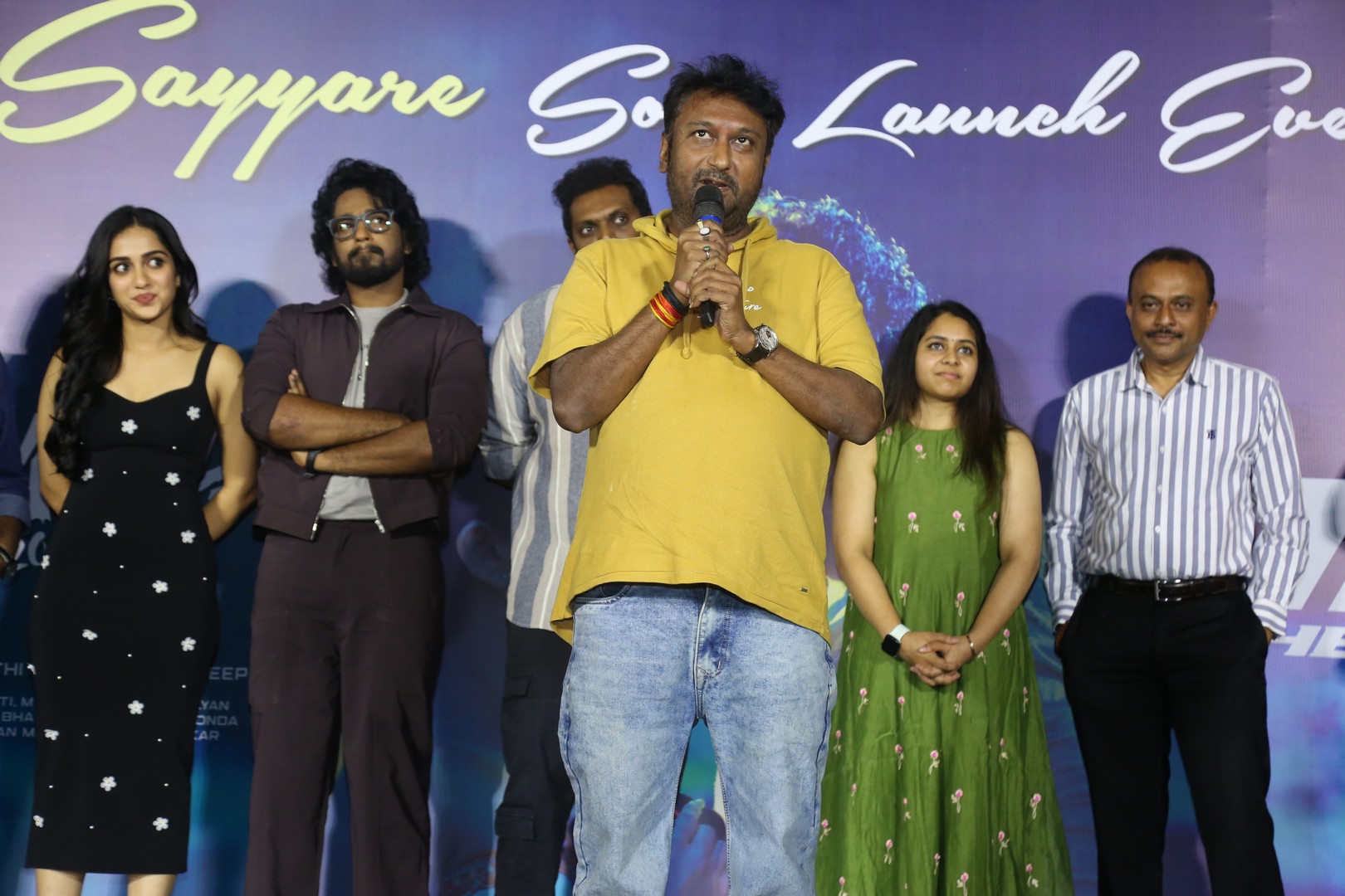 Director Hemant Madhukar speaking at Mowgli event