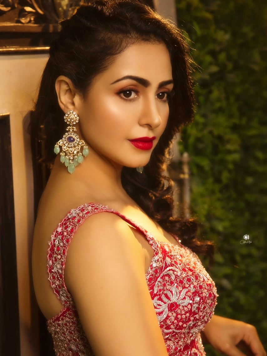 Nandini Rai exuding elegance with red outfit and confidence