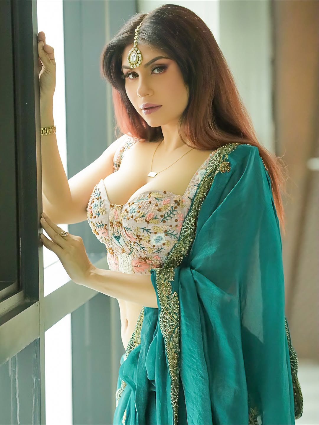 Makeup That Enhances Natural Beauty