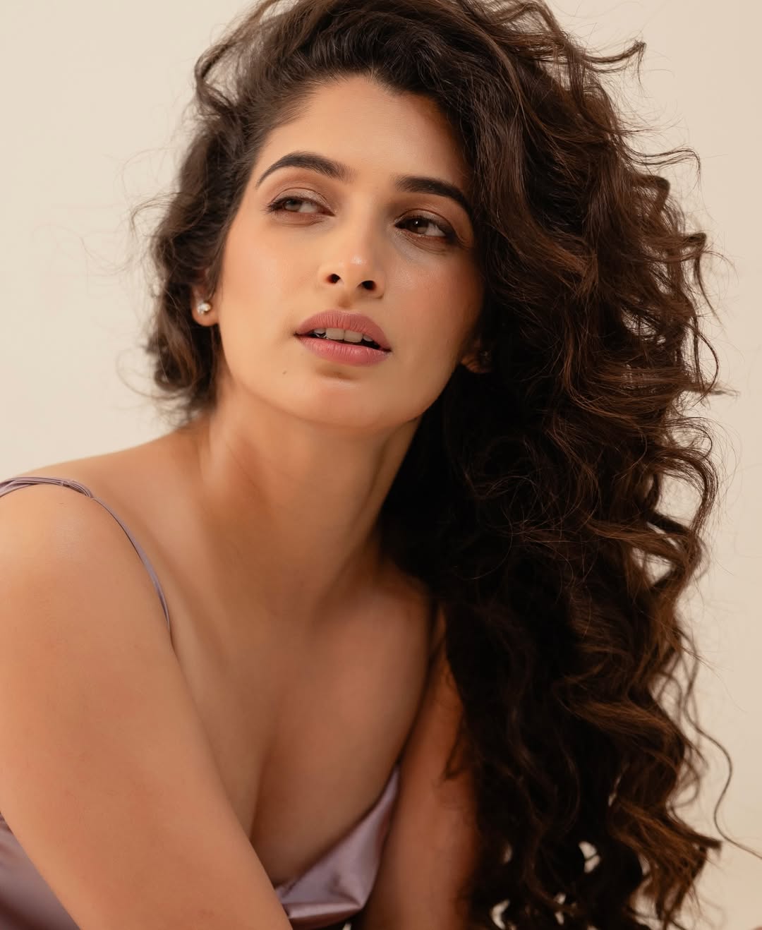 Tejaswini Sharma blending glamour and wit with confident style