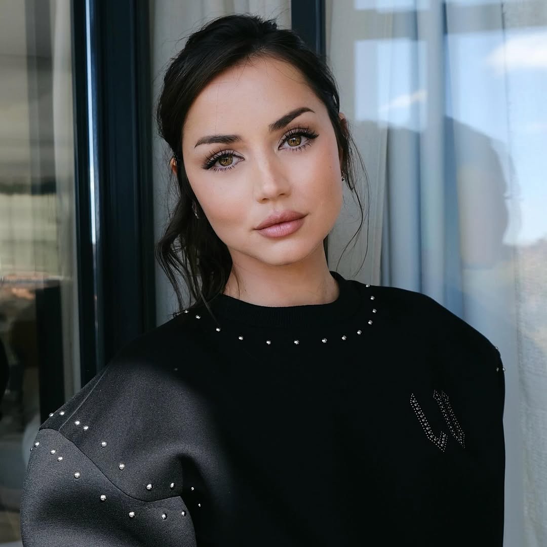 Private Yet Fast-Moving Romance