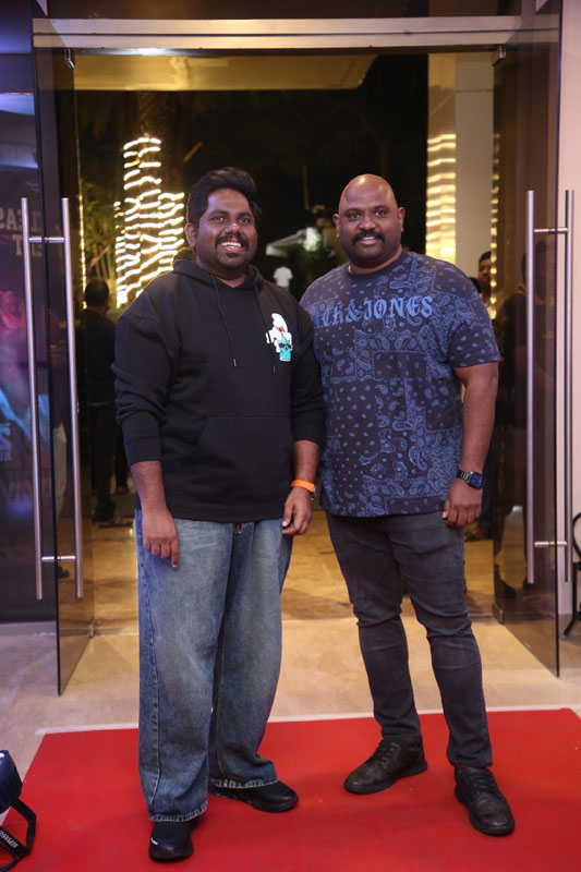 Viva Harsha and Jeevan Kumar posing together