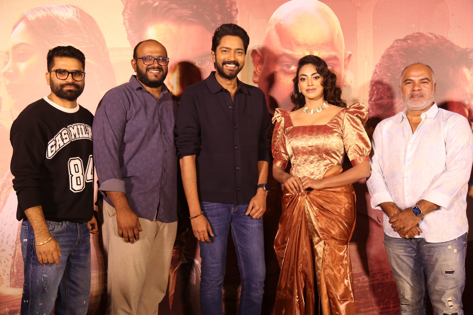 Allari Naresh Kamakshi Bhaskarla Bheems Ceciroleo Anil Vishwanath posing