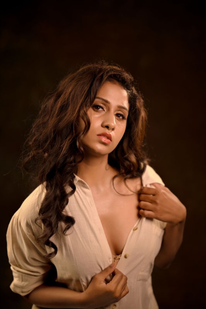 Dakkshi Guttikonda flaunts bold confidence with unbuttoned charm