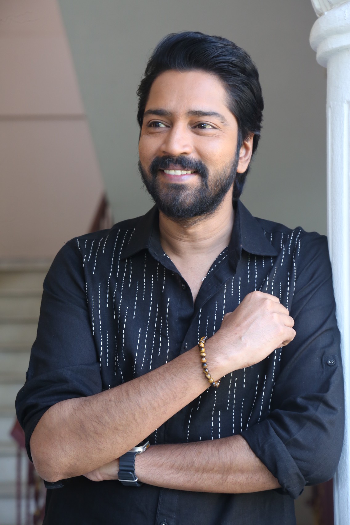 Allari Naresh showcasing timeless charm in black ensemble