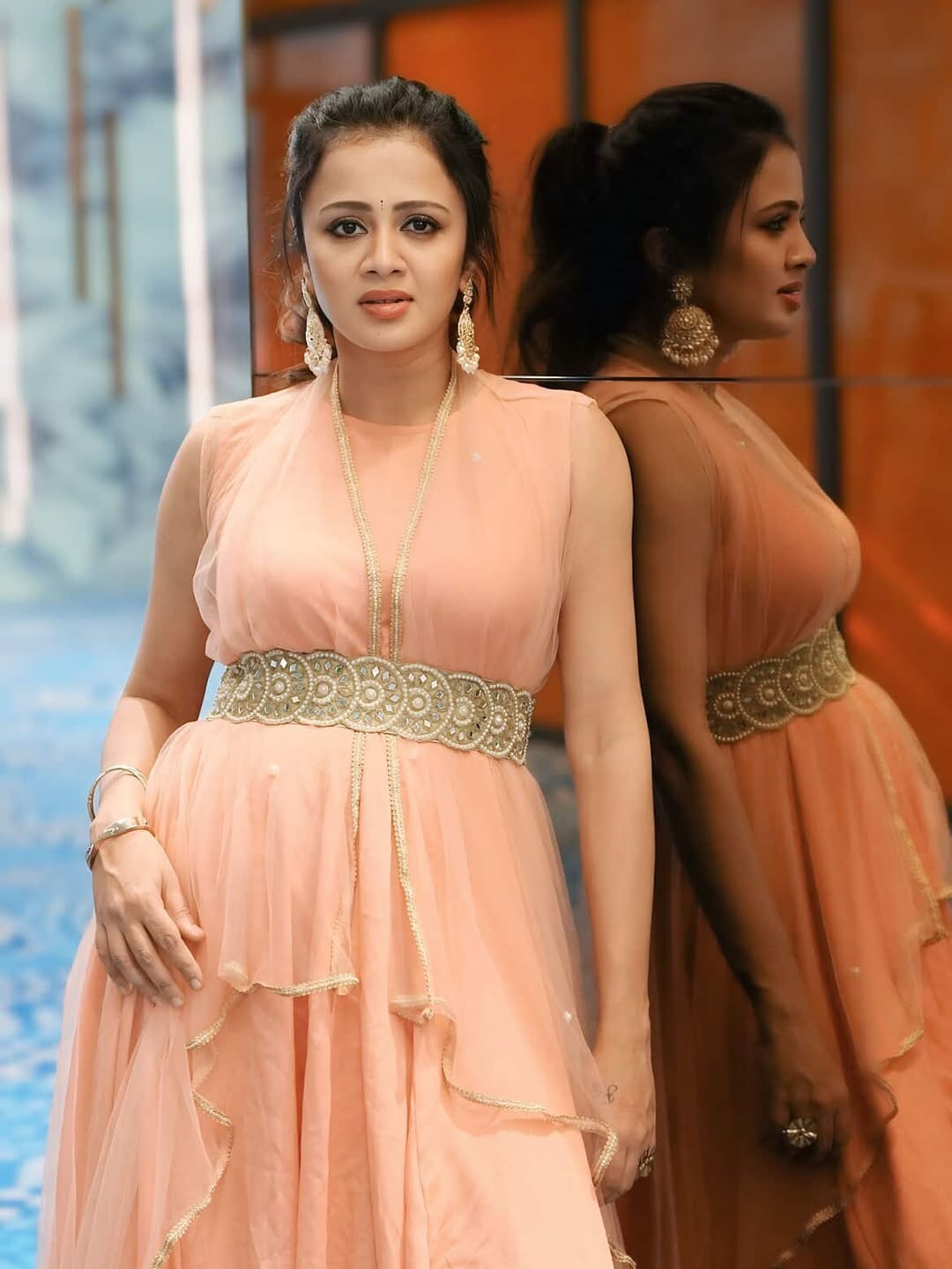 Anjana Rangan redefines timeless elegance in peach ensemble with grace