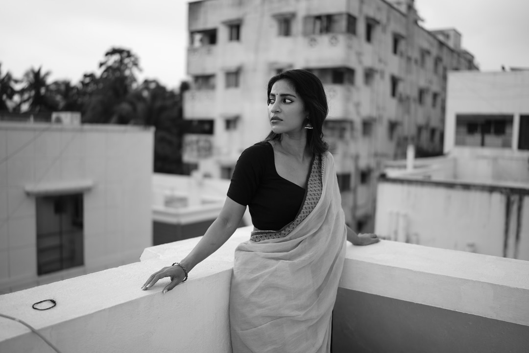 Ayra Krishna stuns in black and white rooftop elegance