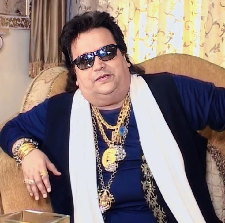 Beyond the Music: The Iconic Persona