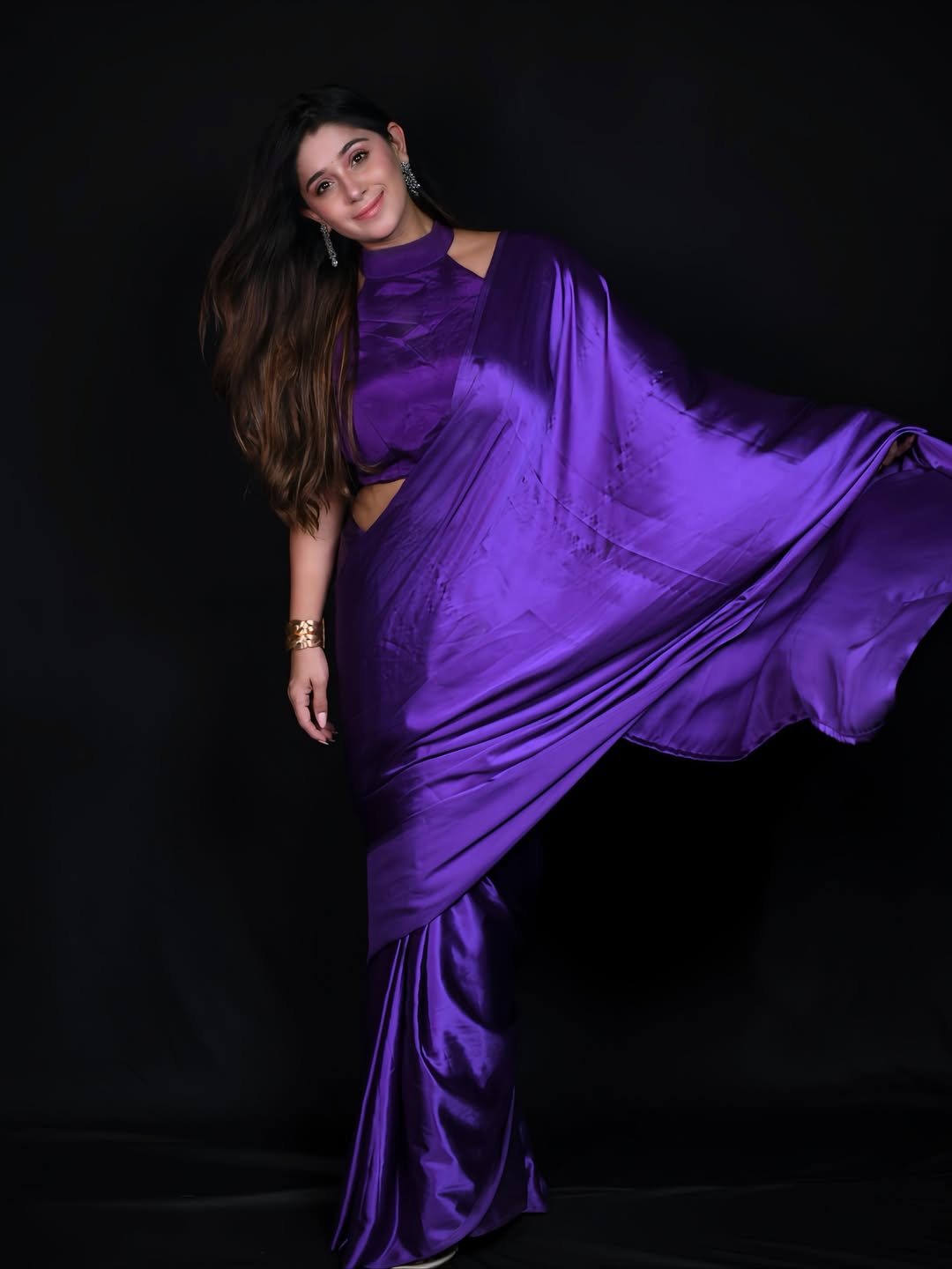 Chandni Bhagwanani making violet style look effortless