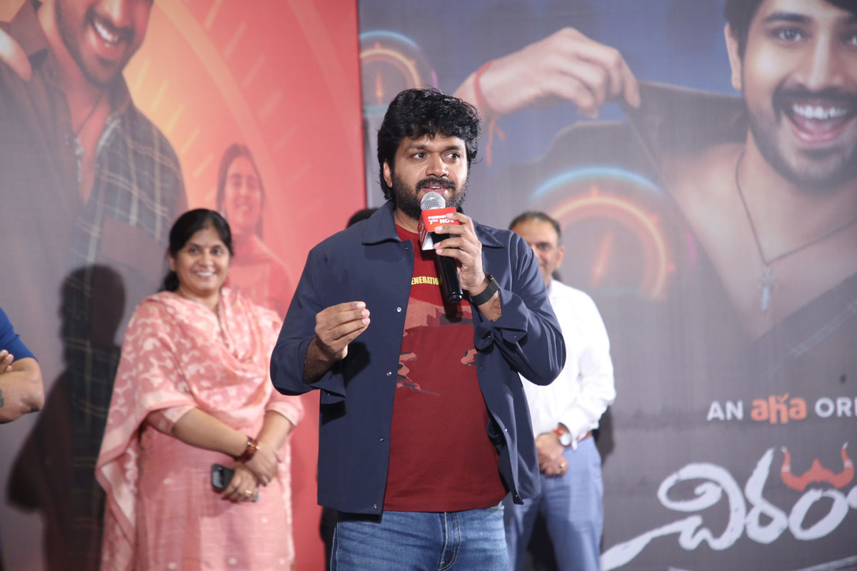 Anil Ravipudi giving speech at event