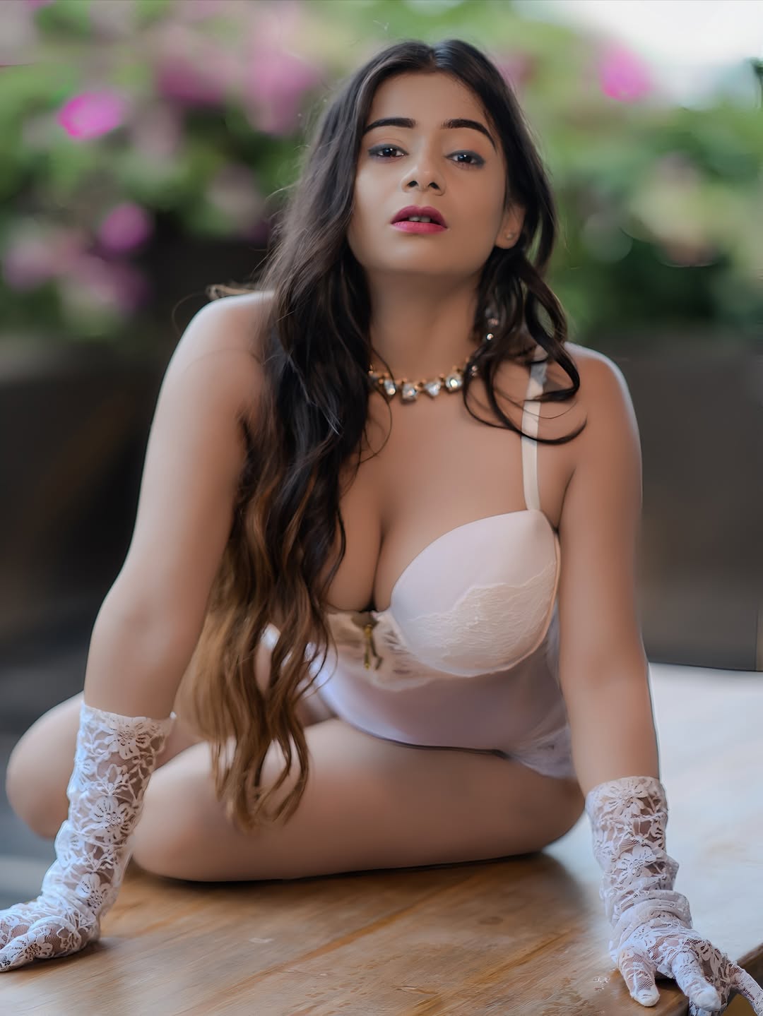 The Look of Modern Sensual Glamour