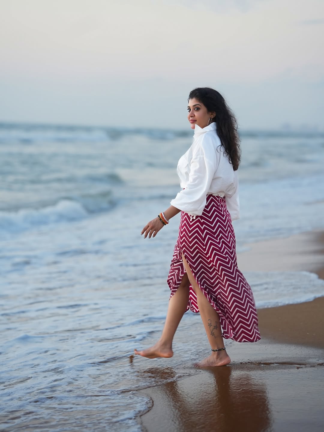 Gayathri Shan making beach waves with stylish confidence