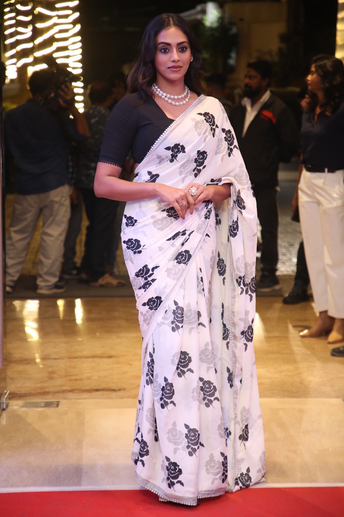 Kamakshi Bhaskarla glowing in elegant black-and-white saree style