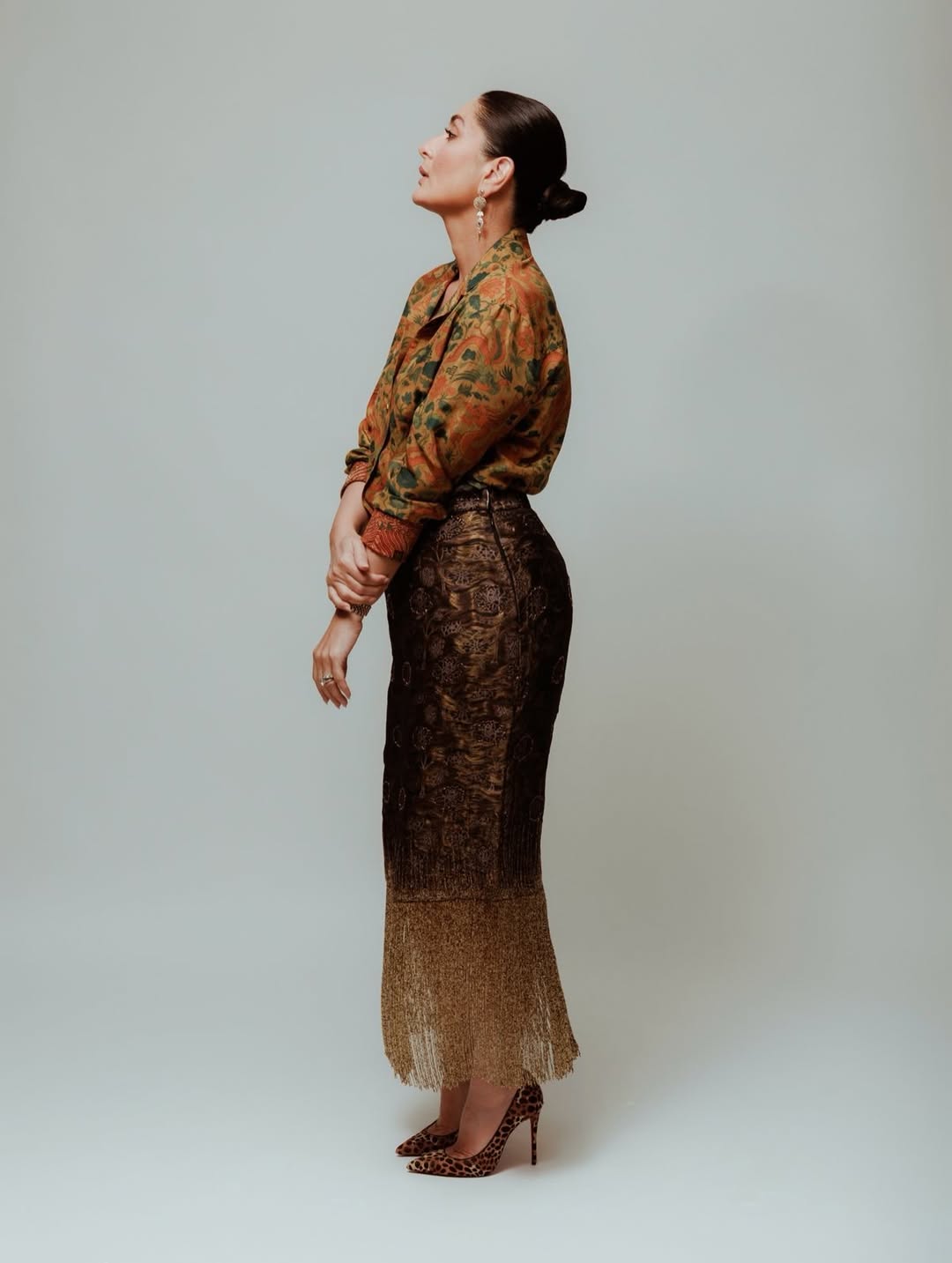 A Regal Skirt with Contemporary Flair