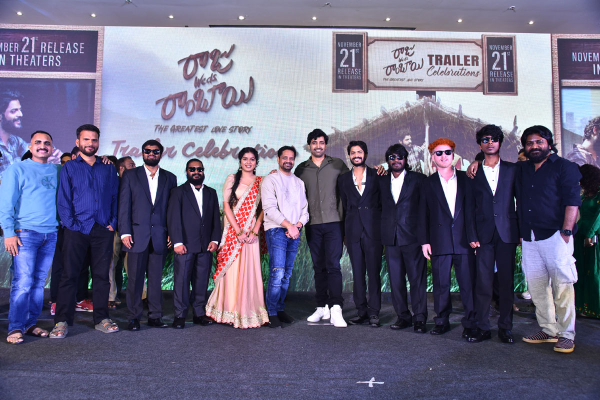 Tejaswi Rao Bunny Vasu Adivi Sesh Akhil Raj group pose