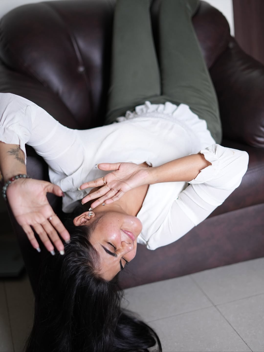 Rheena Krishna effortlessly chic while lounging in style