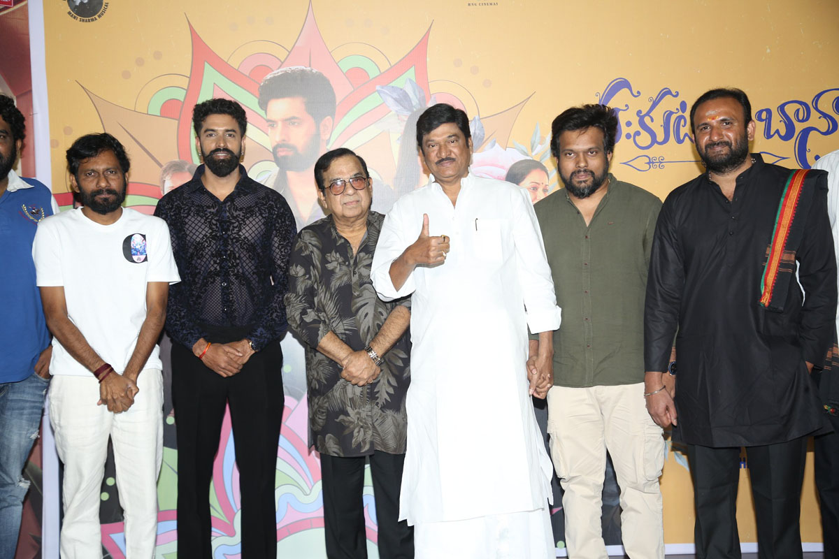 Raam Kiran Brahmanandam Rajendra Prasad with team posing