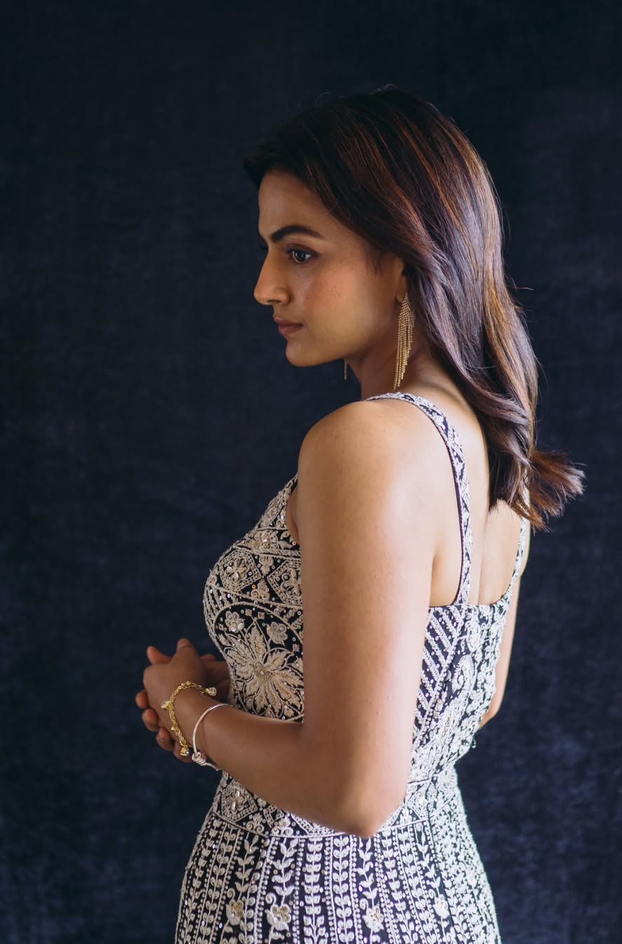 Shraddha Srinath blending elegance and wit in chic style