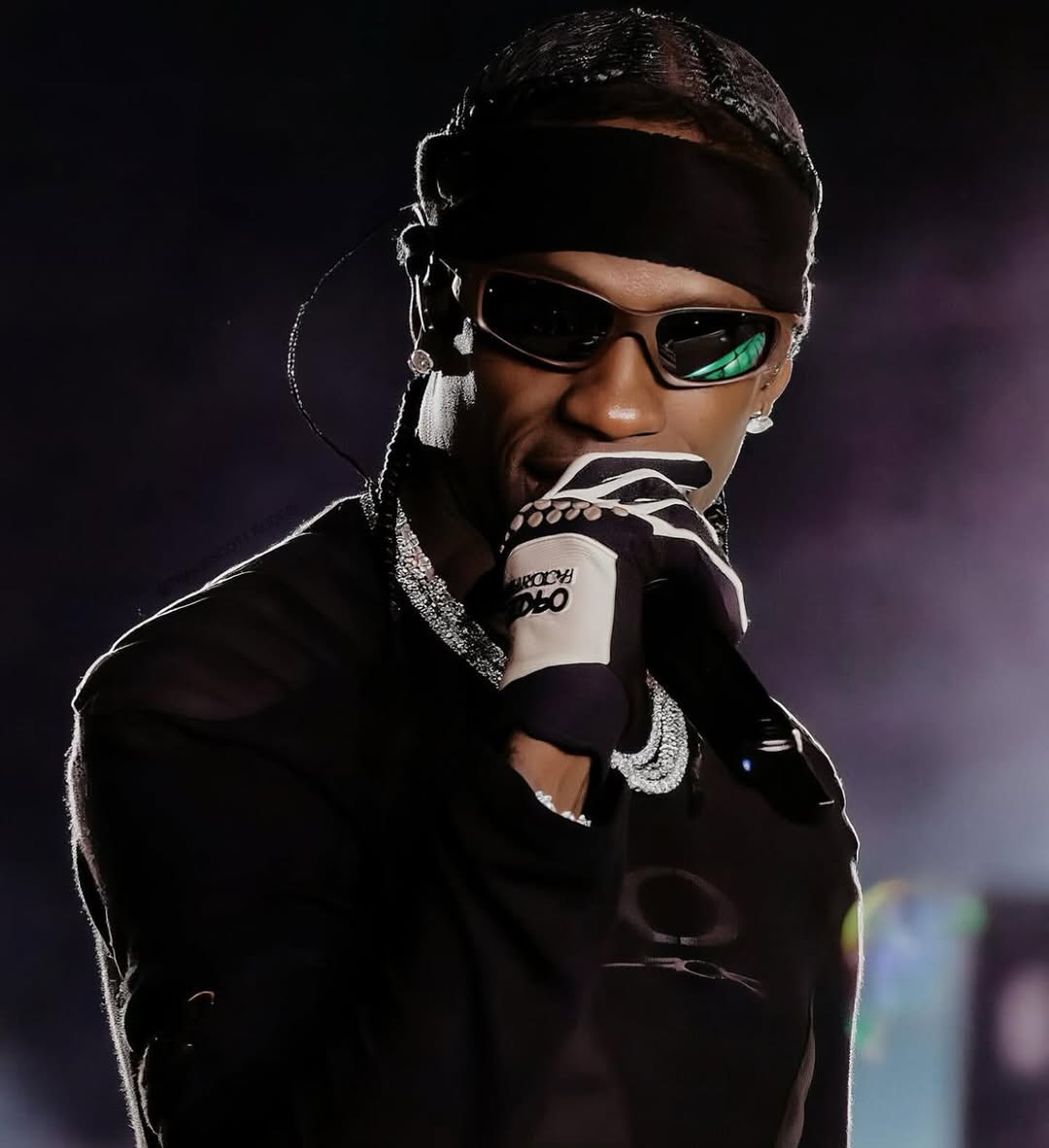 Venue & City Buzz: Where the Magic Happens