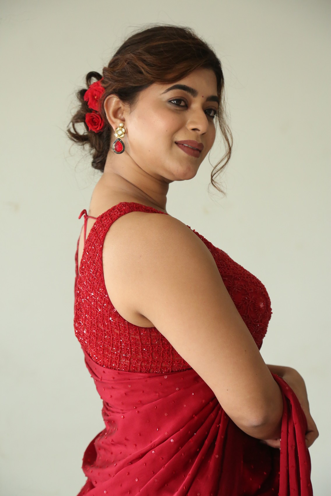 Yamini Bhaskar elegant red saree look