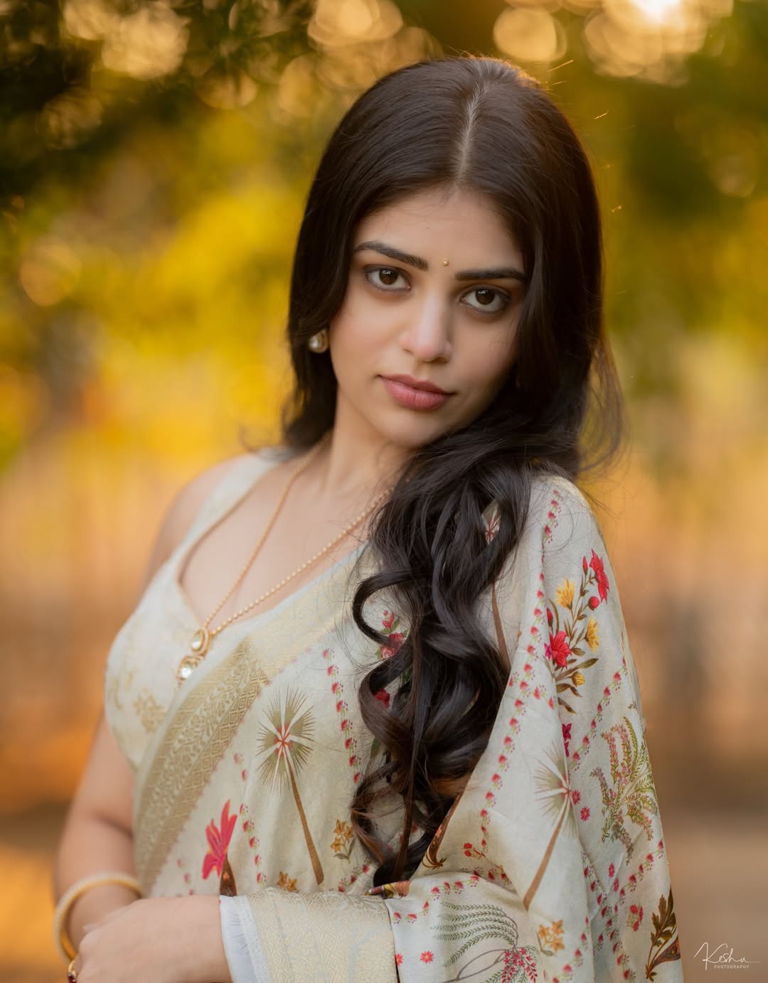 Bandhavi Sridhar exudes timeless elegance with graceful style