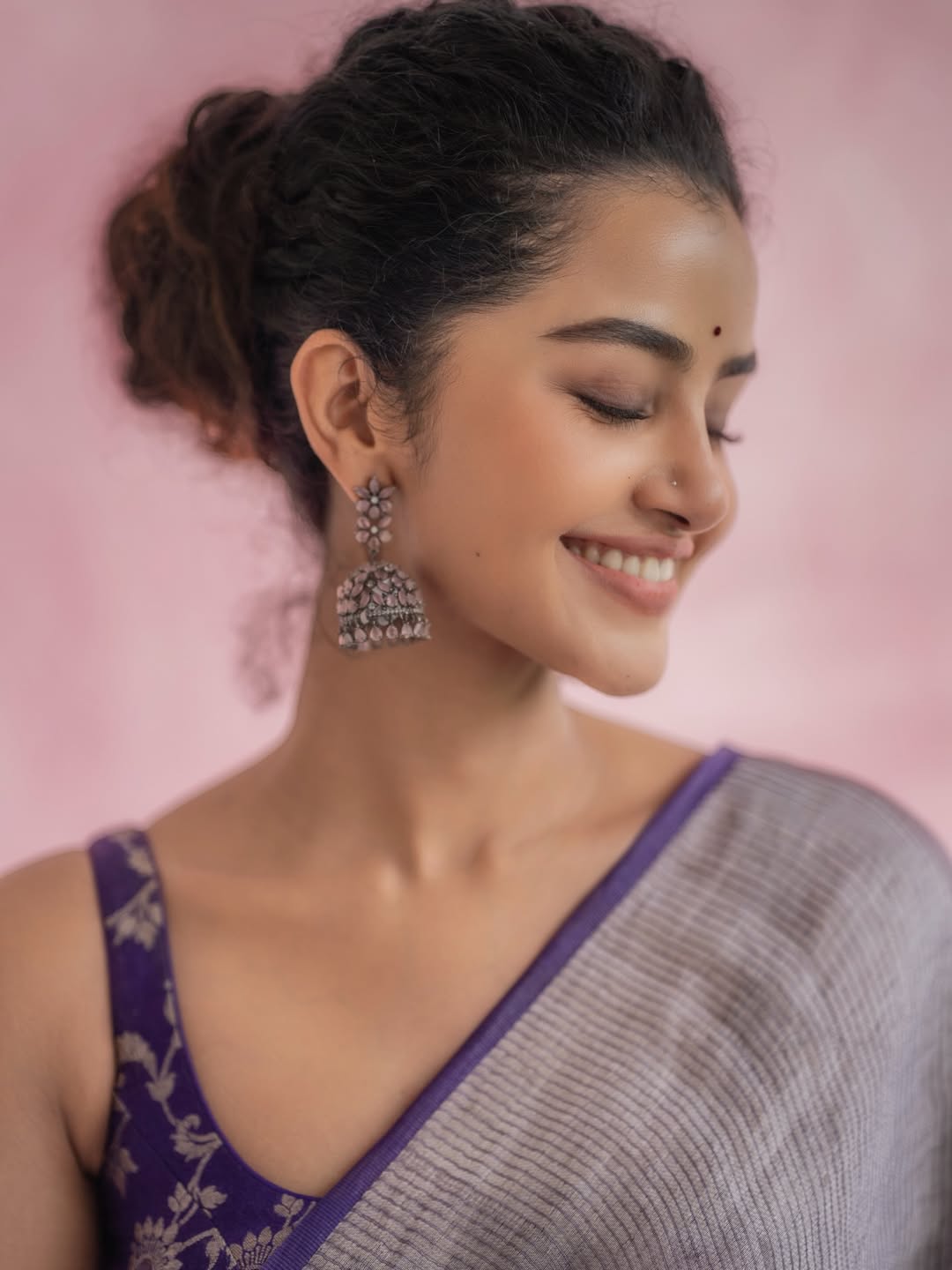 Anupama Parameswaran blending tradition and trend beautifully